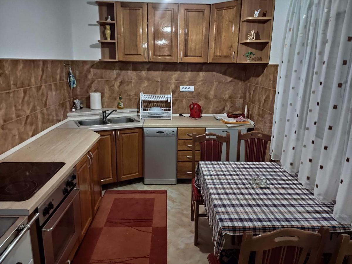Appartamento Apartman Kaljevic Žabljak Esterno foto